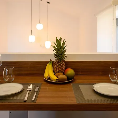 Apartment αntheon 3 *